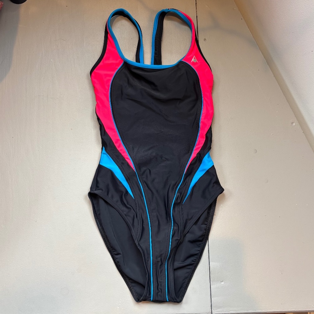 NWT Aqua Sphere Swimsuit size 34/8/S Lima Black Light Red